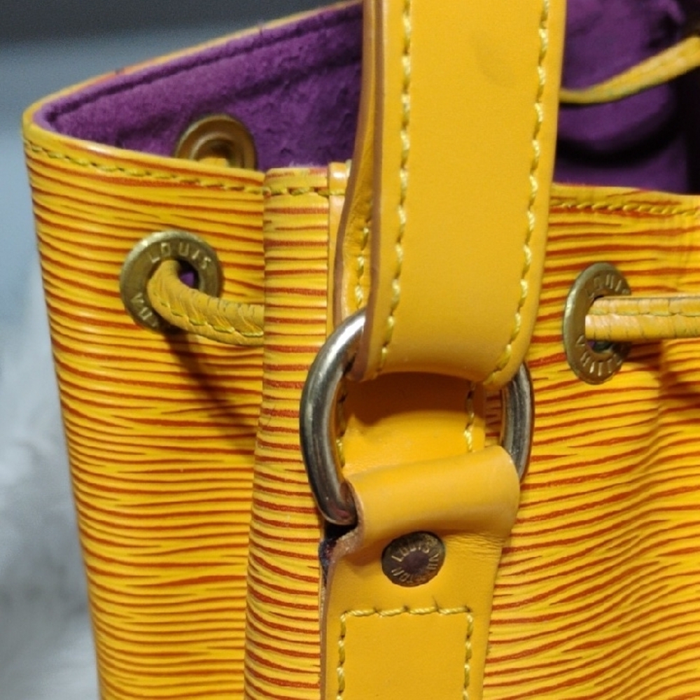 SALE! Auth Louis Vuitton Mustard Yellow Epi Leather Bucket/Shoulder Bag W/DB - Picture 15 of 16
